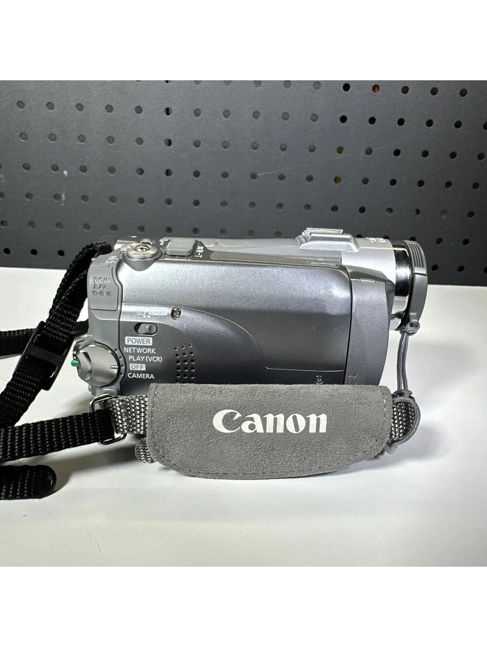 Canon Elura 85 Mini DV Camcorder Video Camera Silver w/18x Zoom Tested